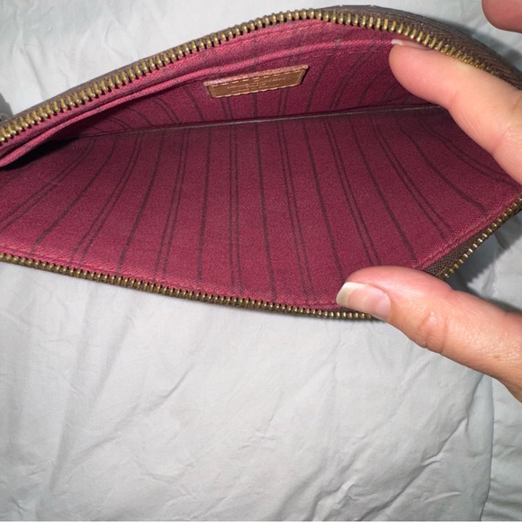 Louis Vuitton neverfull pochette - Picture 8 of 15